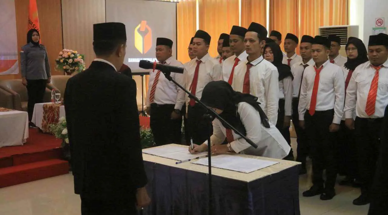 Angota Panwascam se-Kabupaten Pemalang Dilantik, Ini Harapan Mansur Kepada Terlantik