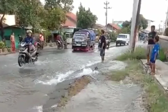 Alami Kebocoran Pipa, PDAM Pemalang Sigap Kerahkan Tim Teknis Lakukan Perbaikan