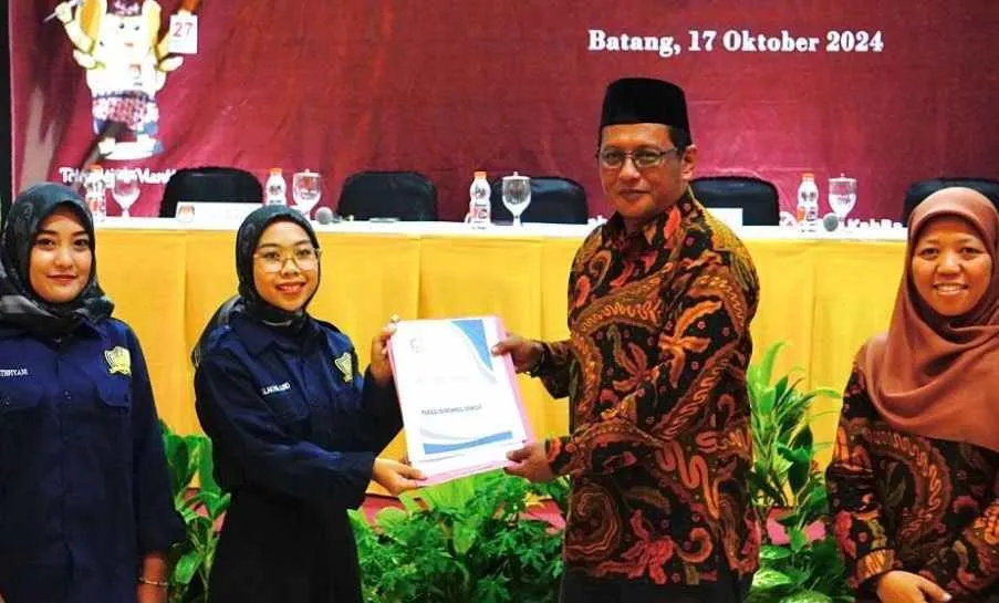 Dorong Pemilih Pemula Berpartisipasi di Pilkada 2024, KPU Batang Pendekatan ke Sekolah