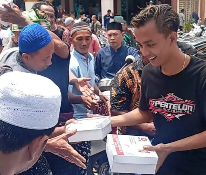 Rizal Bawazir Anggota DPR RI Kembali Adakan Giat Sosial Jumat Berkah