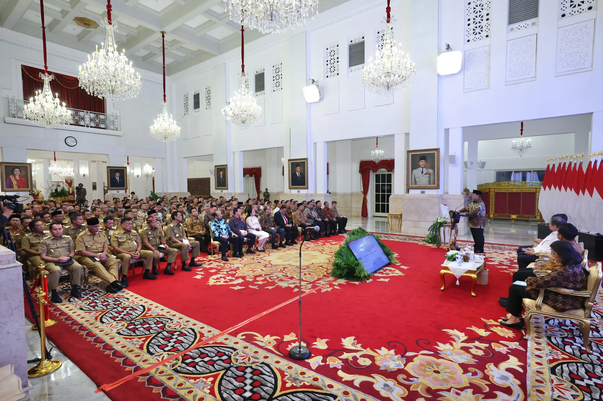 Prabowo Ingatkan Pejabat Hemat APBN 2025: Perangi Kebocoran di Semua Tingkat!