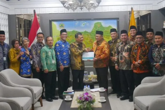 Pemprov Jateng Berencana Revitalisasi Asrama Haji Donohudan, Gubernur Jateng: Itu Bangunan Sudah Tua