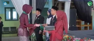 Tasyakuran dan Pelepasan Siswa Kelas XII SMK Islam Al Khoiriyah Petarukan 2025 Part#3