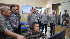 Tim Asistensi Layanan Polisi 110 Polda Jateng Cek Layanan Call Center di Polres Pekalongan