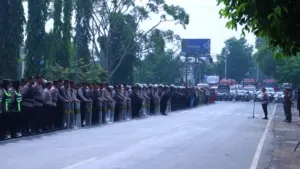 Kapolres Pekalongan Pimpin Apel Pengamanan Aksi Unjuk Rasa Mahasiswa Cipayung Raya