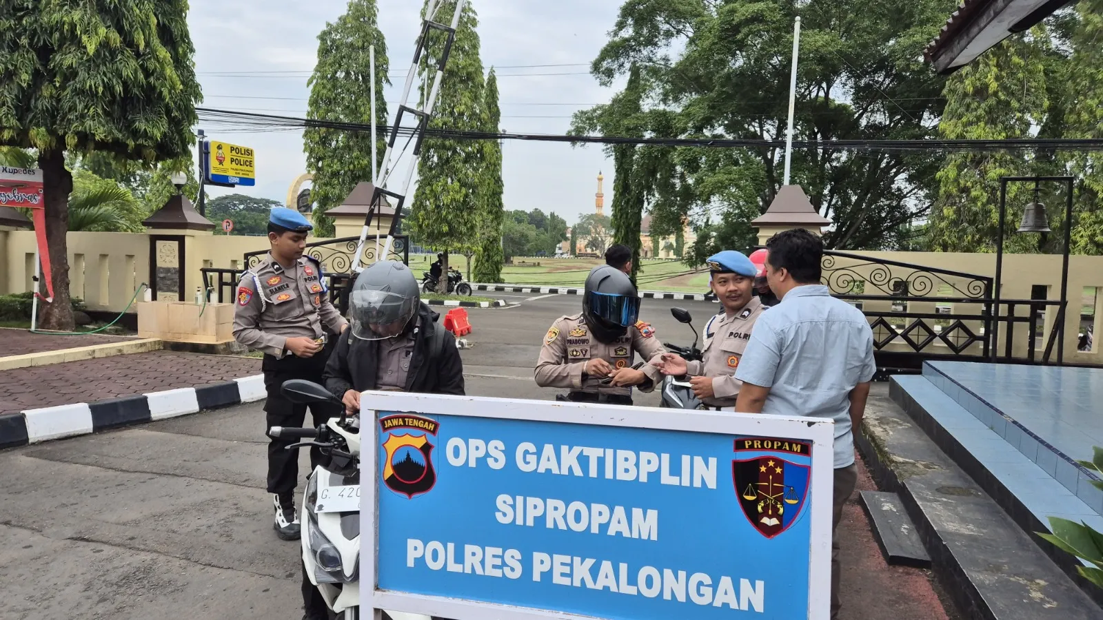 Disiplin dari Hal Kecil, Sipropam Cek Kendaraan Pribadi dan Dinas Anggota Polres Pekalongan