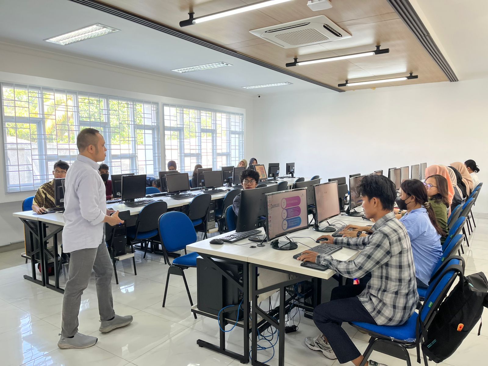 Beasiswa GoTo–Paramadina