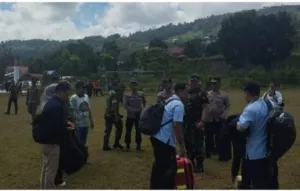 Atasi Keterbatasan Tenaga Medis, TNI Terbangkan Tim Kesehatan ke Luwuk Banggai