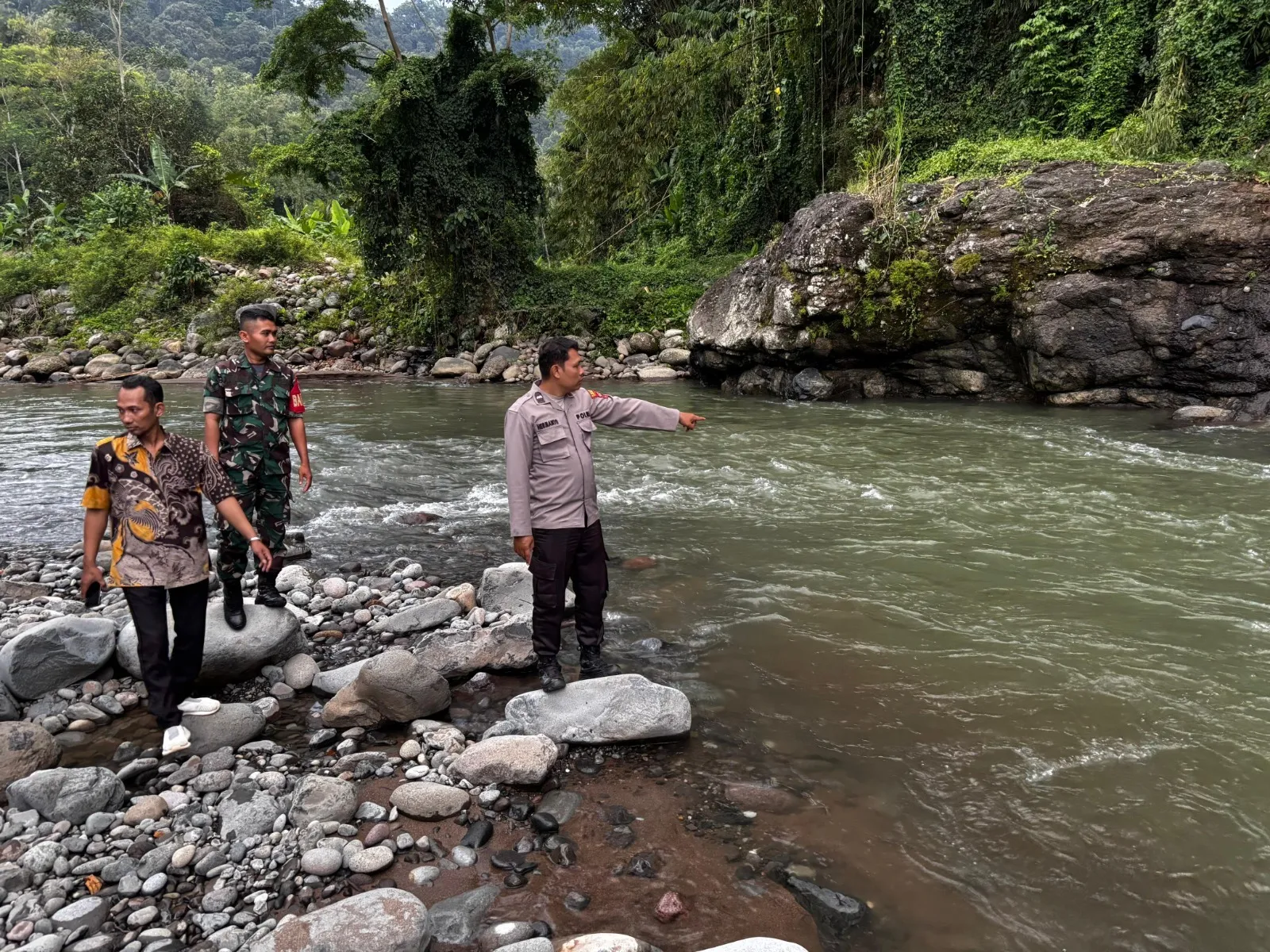 Pulang Latihan Hadroh di Rumah Teman, Pelajar di Pekalongan Tewas Terseret Arus