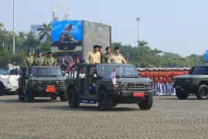 Rakyat Padati Jalan Kebesaran, Iringi Presiden Prabowo Menuju Upacara HUT ke-80 TNI