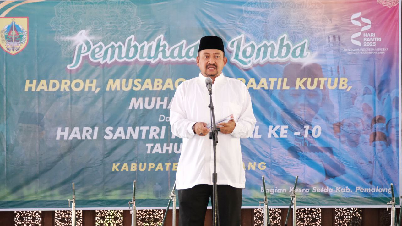 Bupati Anom Ajak Santri Pemalang Tegakkan Syiar Islam di Masyarakat