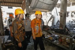 Percepat Recovery Pasar Kota Wonogiri, Ahmad Luthfi Berikan Rp 1 Miliar Bangun Sarpras Darurat Pascakebakaran