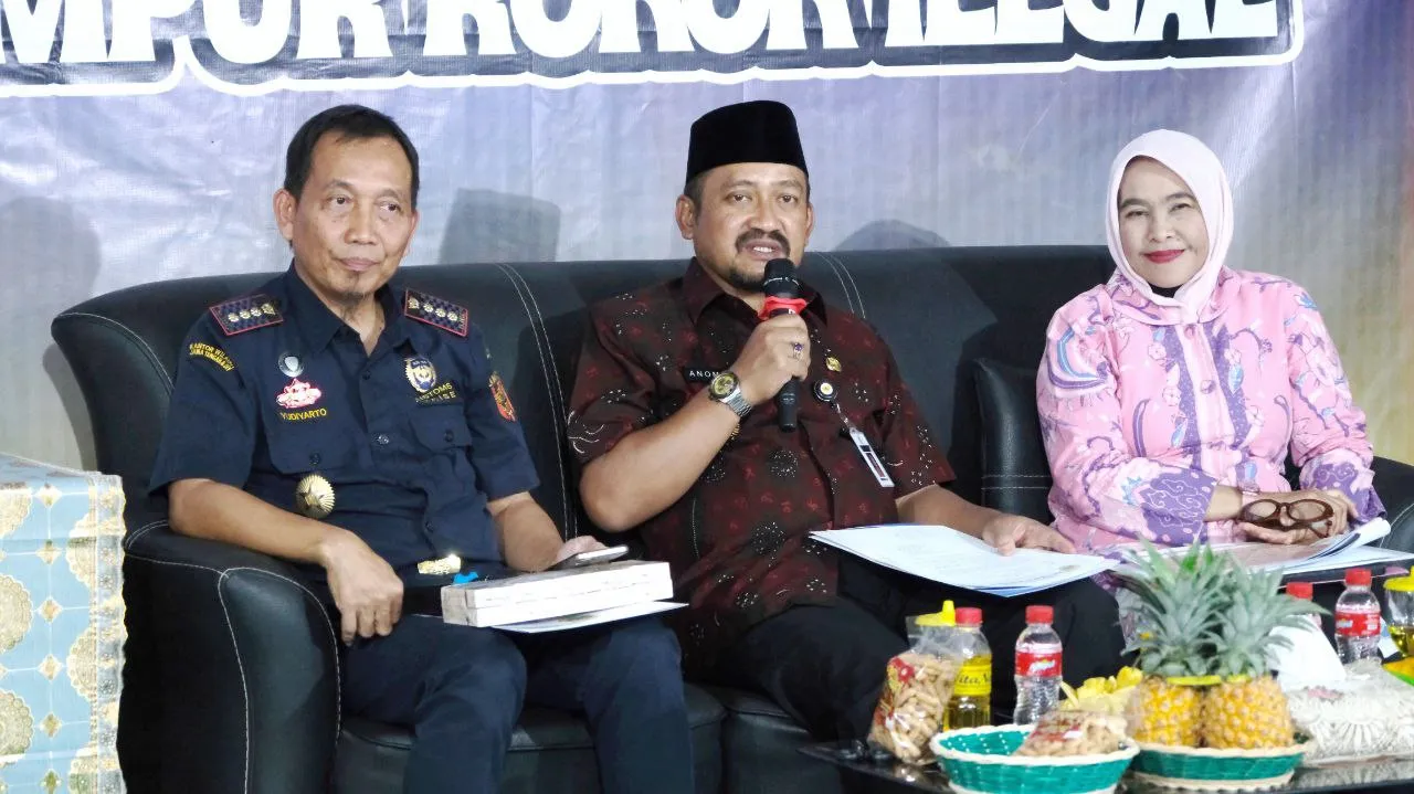 Tak hanya OPD, Bupati Pemalang Ajak Anak Sekolah Peduli Lingkungan