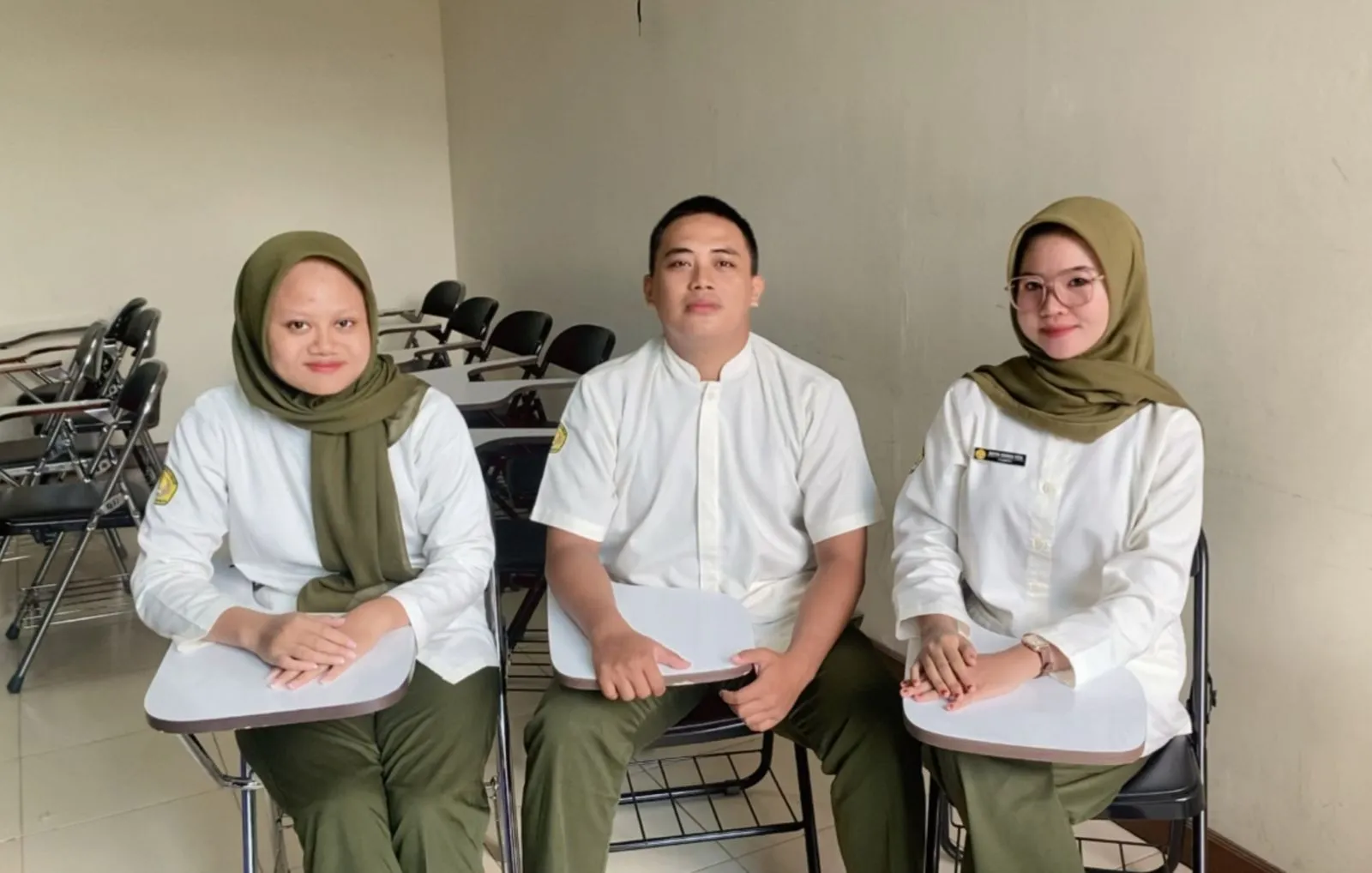 Analisis Fitokimia dan Manfaat Ekstrak Daun Kelor