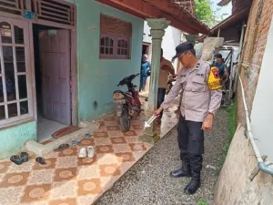 Mengejutkan! Pria Asal Sragi Meninggal Mendadak di Depan Rumah Warga Bojong Lor