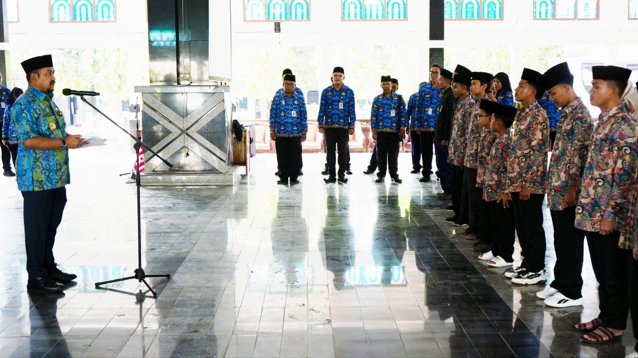 Bupati Pemalang Melepas Kafilah MTQH Pemalang, Masyarakat dan Jajarannya Diminta Mendukungnya