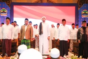 Melalui Jateng Bersholawat, Wagub Taj Yasin Ajak Masyarakat Kirim Doa Korban Bencana