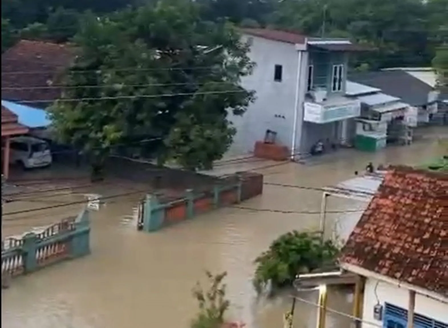 Banjir dan Longsor Landa Sejumlah Wilayah di Pemalang Usai Diguyur Hujan Seharian