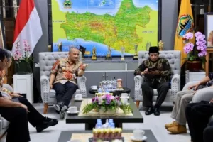 Dana Desa Menyusut, Paguyuban Kades Banyumas Sampaikan Aspirasi ke Ahmad Luthfi soal Bankeu, KDMP, Hingga Relokasi Puskesmas