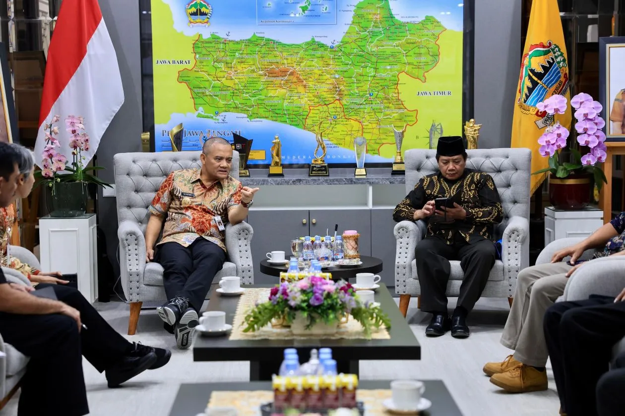 Dana Desa Menyusut, Paguyuban Kades Banyumas Sampaikan Aspirasi ke Ahmad Luthfi soal Bankeu, KDMP, Hingga Relokasi Puskesmas