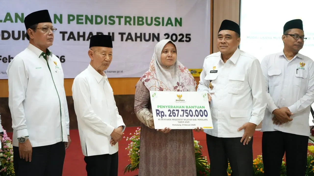 Baznas Provinsi Jawa Tengah Serahkan Bantuan Kepada 85 Mustahik di Pemalang