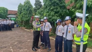 Satlantas Polres Pekalongan Berikan Edukasi Keselamatan Berlalu Lintas Pada Murid di SMP NU Kajen