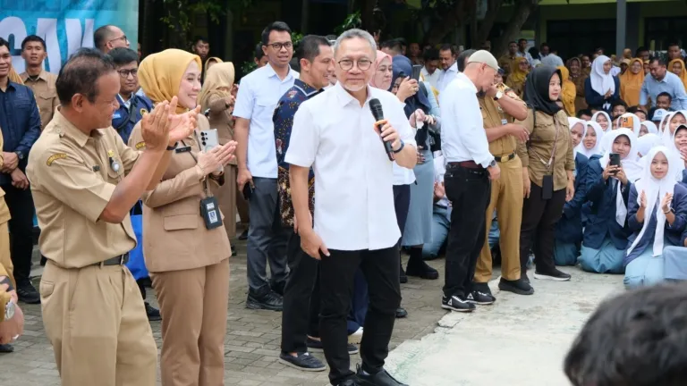 Menko Pangan RI Pastikan Program MBG di Pemalang Berjalan Baik, 126 Titik Layani 284 Ribu Siswa