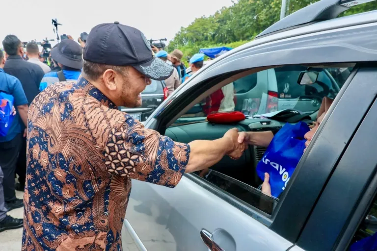 Kapolri Resmi Berlakukan One Way Nasional Hadapi Puncak Arus Balik Lebaran 2026
