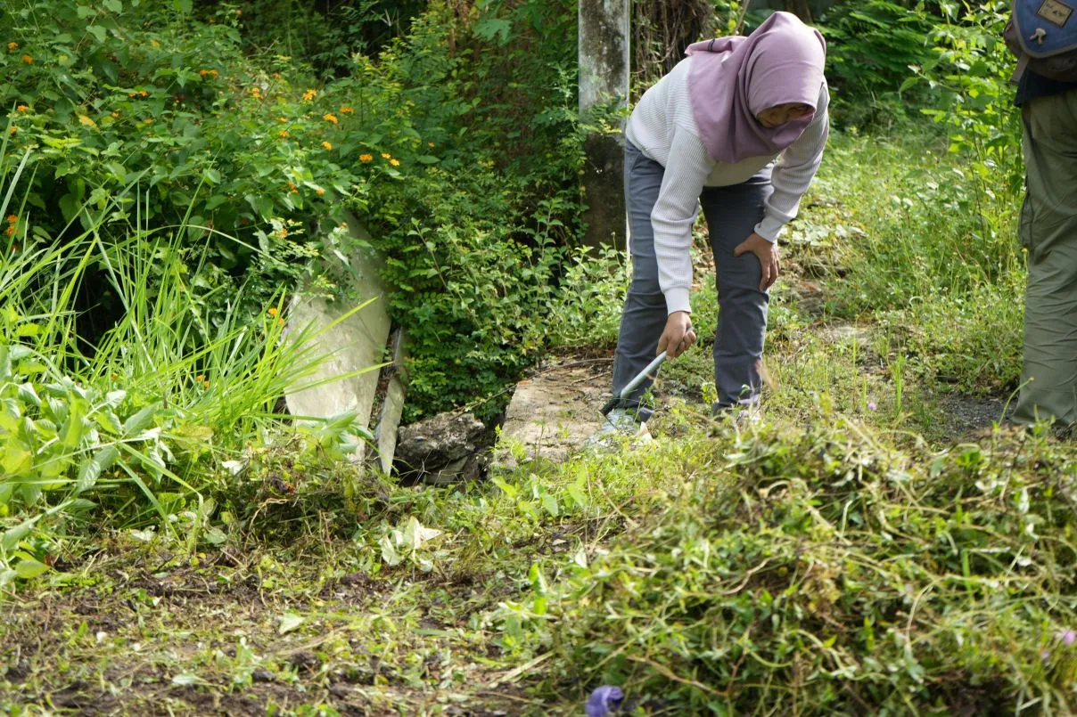 Persiapkan Sekolah Rakyat, Bupati Pemalang Pimpin Aksi Jumat Bersih di Eks PG Sumberharjo