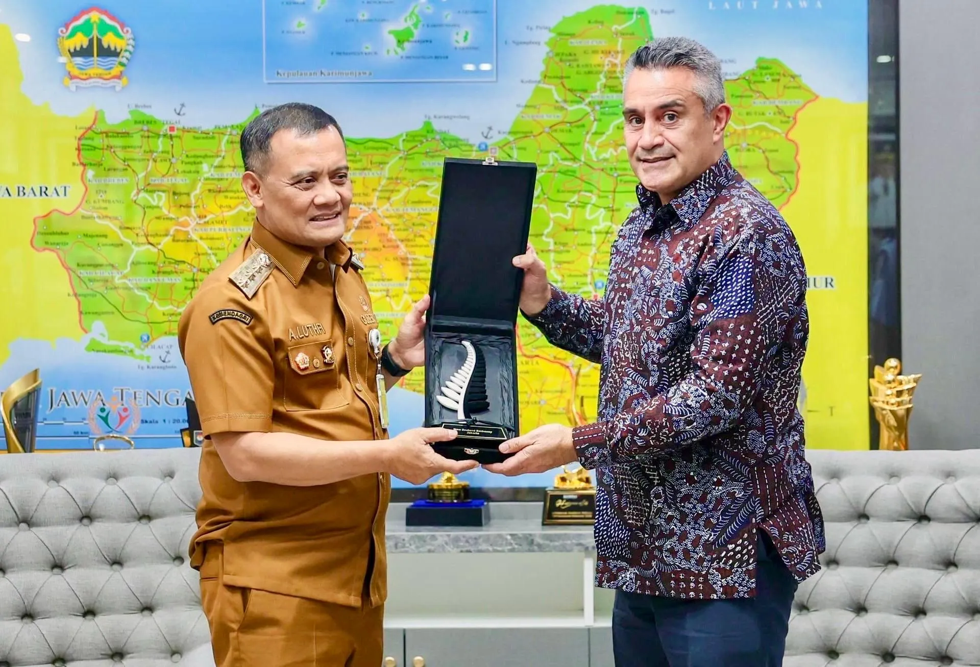 Jawa Tengah dan Selandia Baru Jajaki Kerja Sama Strategis EBT hingga Peternakan
