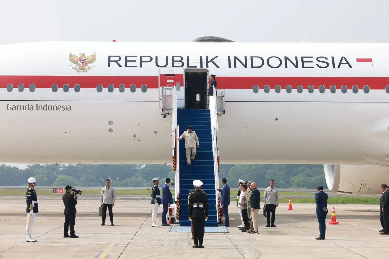 Prabowo Subianto Tiba di Halim Perdana Kusuma Usai Kunjungan Kenegaraan ke Prancis