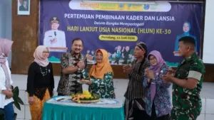 Peringatan HLUN ke-30: Bupati Anom Sebut Lansia Sebagai Sumber Kekuatan dan Inspirasi Generasi Muda