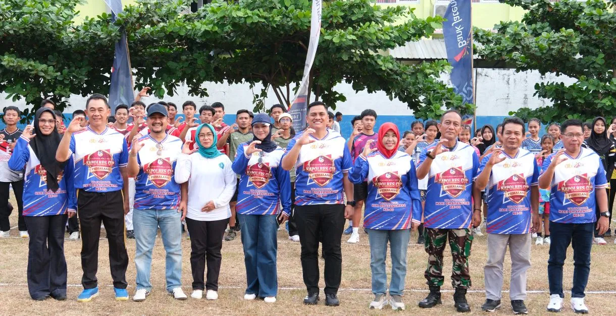 Rayakan HUT Bhayangkara ke-80, Kapolres dan Bupati Pemalang Buka Turnamen Voli Kapolres Cup 2026