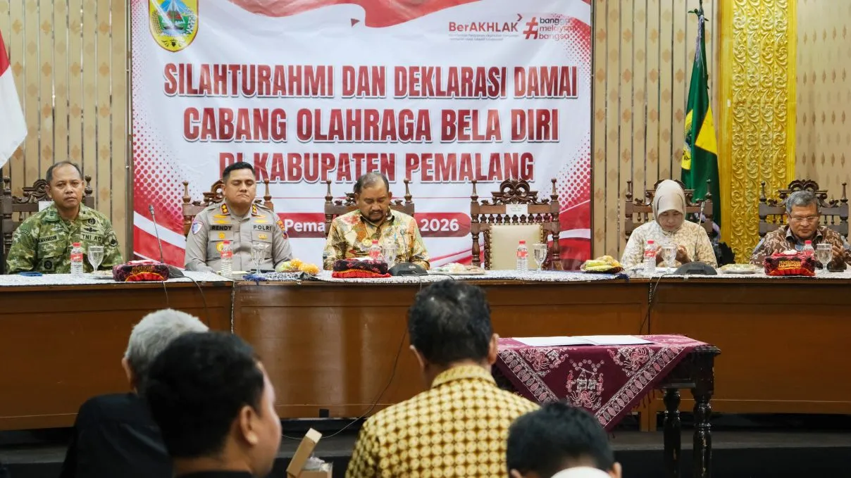 Jelang 1 Suro, Bupati Anom dan 15 Cabang Olahraga Bela Diri Teken Deklarasi Damai di