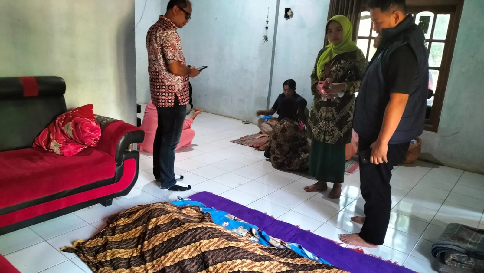 Meninggal karena Sakit, Seorang Perempuan Ditemukan Tak Bernyawa di Rumah Warga Karanganyar