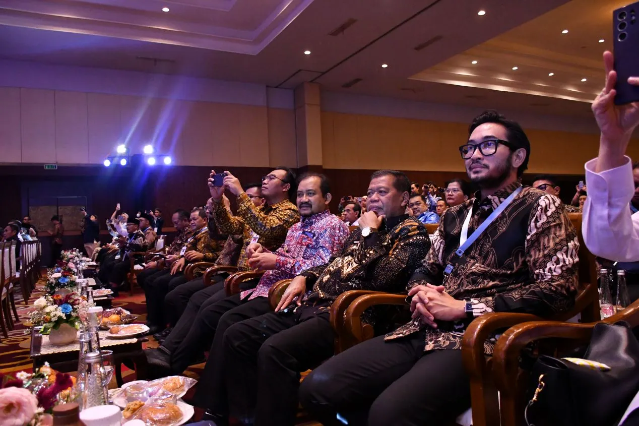 Bupati Pemalang Hadiri Seminar Nasional di TMII, Perkuat Peran Koperasi Desa Merah Putih