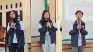 Sulap Sampah Plastik Jadi Cuan, Begini Cara Mahasiswa KKN Undip Berdayakan Warga Desa Pendowo