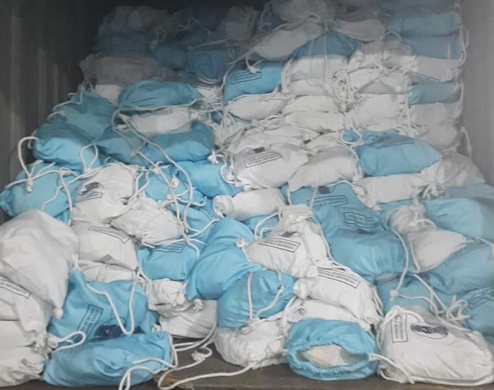 Sebanyak 50.000 Paket Sembako Bantuan Presiden untuk Warga Terdampak Gempa NTT Telah Dikirim